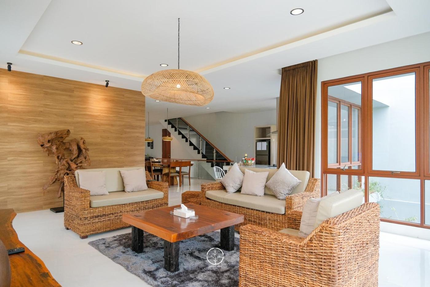 Asmaya Hill View Villa 7 Bedrooms With A Private Swimming Pool Bandung Bagian luar foto