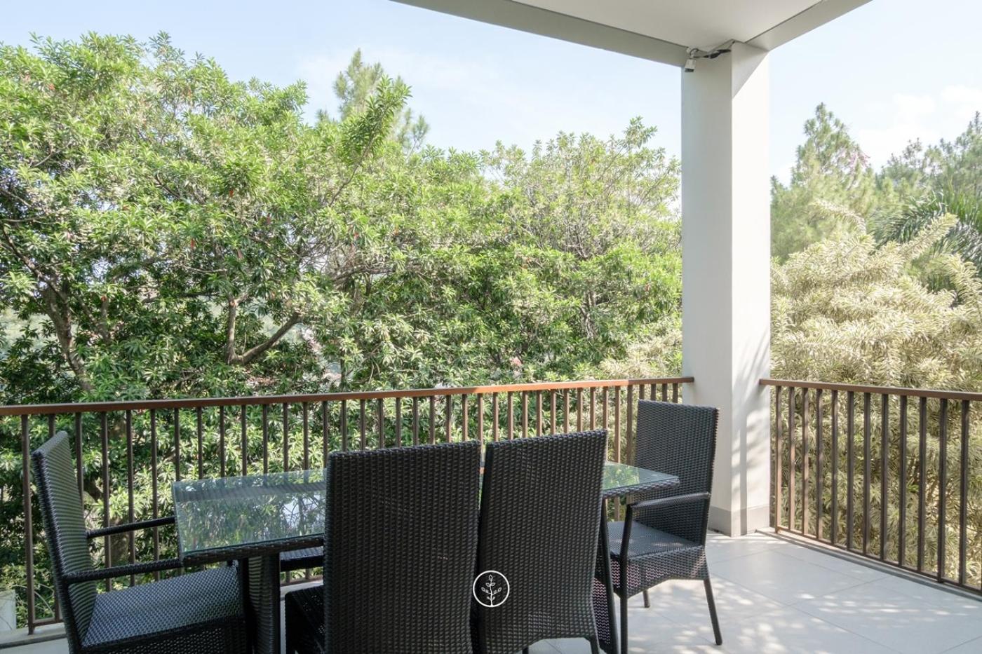 Asmaya Hill View Villa 7 Bedrooms With A Private Swimming Pool Bandung Bagian luar foto