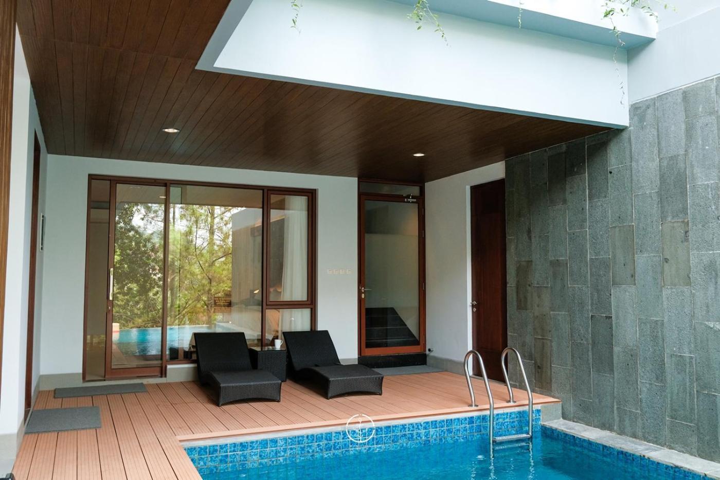 Asmaya Hill View Villa 7 Bedrooms With A Private Swimming Pool Bandung Bagian luar foto