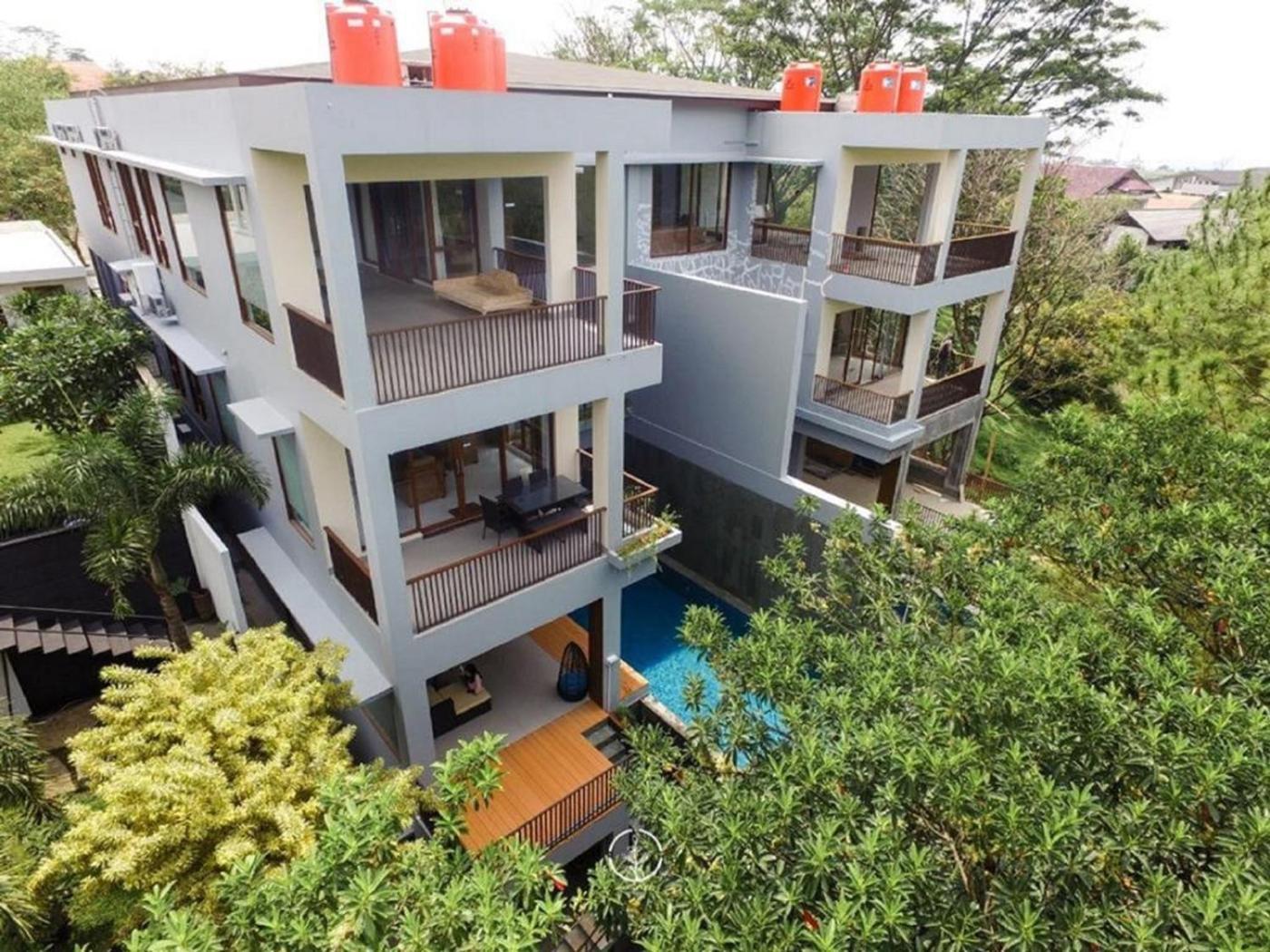 Asmaya Hill View Villa 7 Bedrooms With A Private Swimming Pool Bandung Bagian luar foto