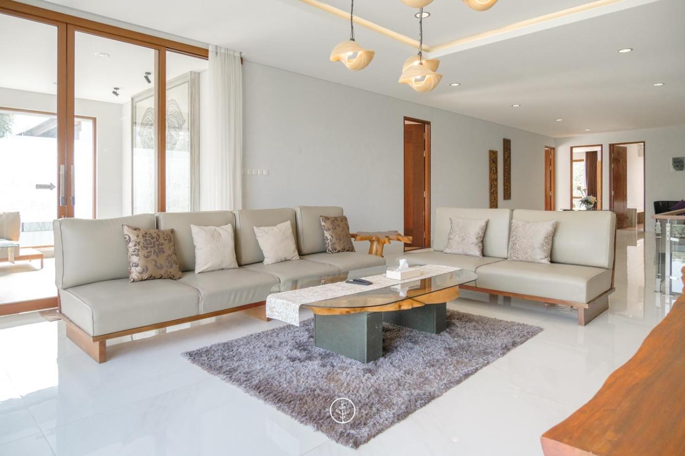 Asmaya Hill View Villa 7 Bedrooms With A Private Swimming Pool Bandung Bagian luar foto