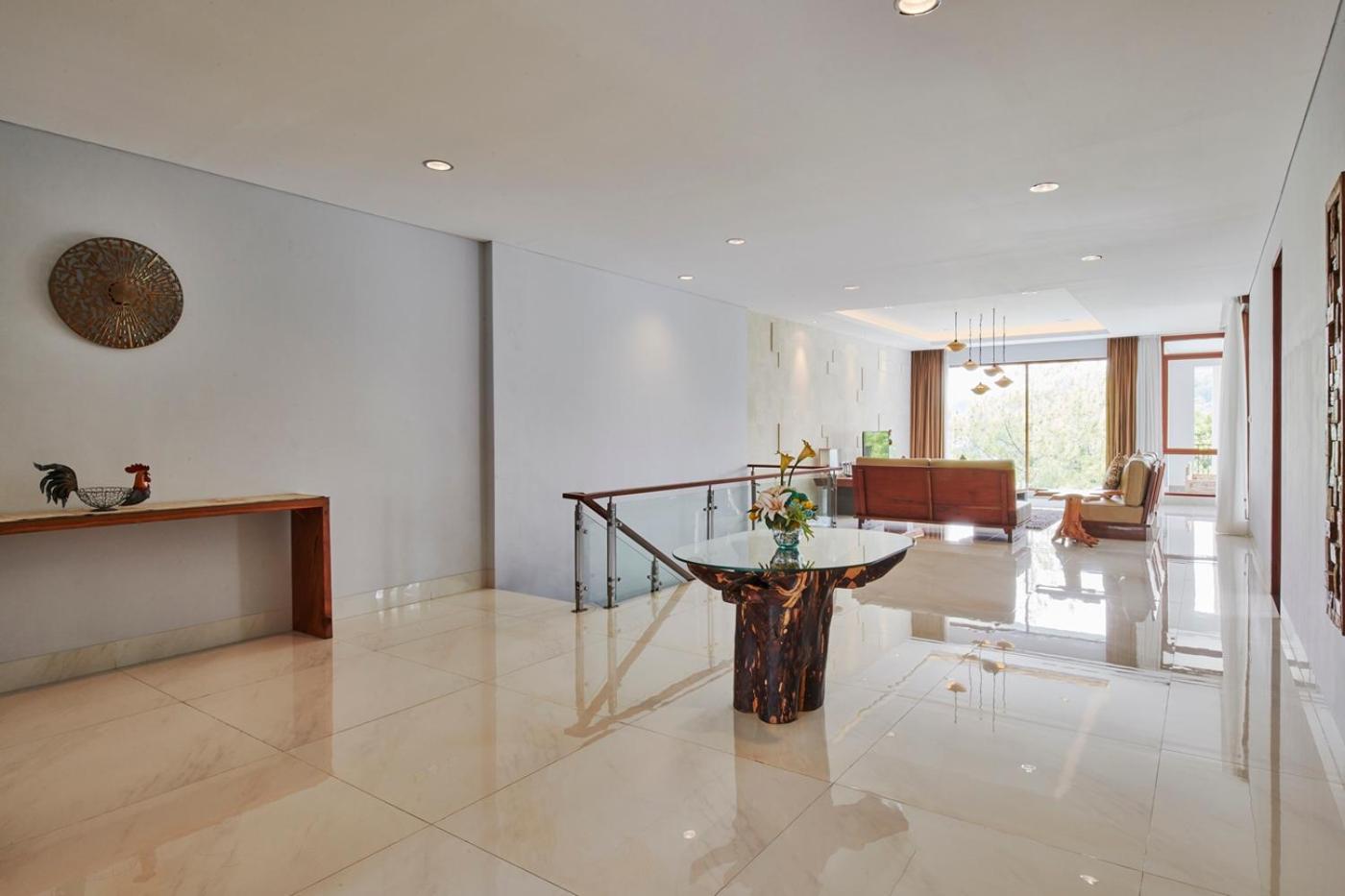 Asmaya Hill View Villa 7 Bedrooms With A Private Swimming Pool Bandung Bagian luar foto